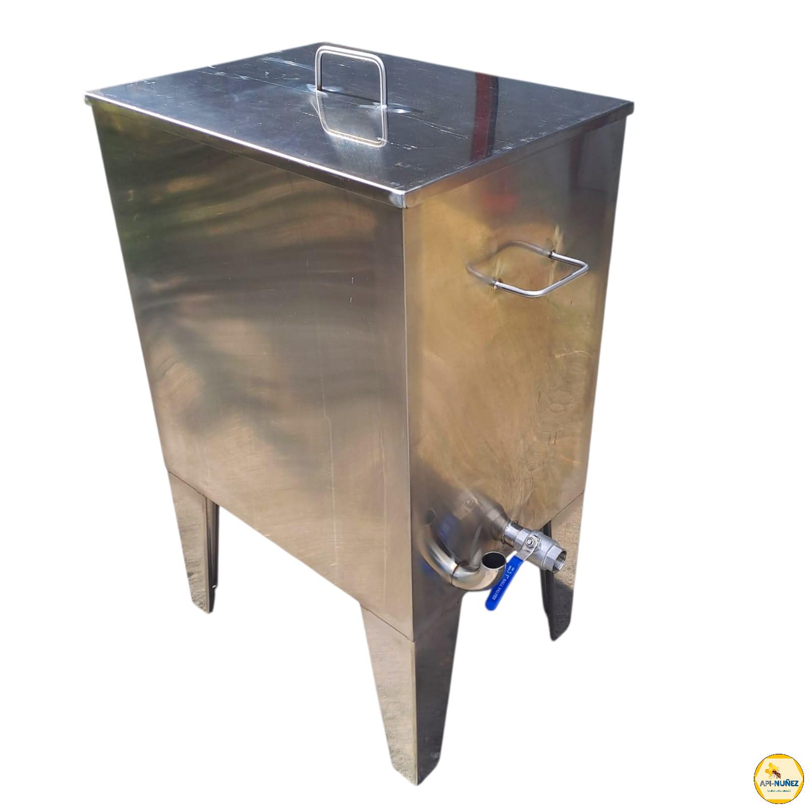 FUNDIDOR DE CERA CON CALDERA ELÉCTRICA API-NUÑEZ