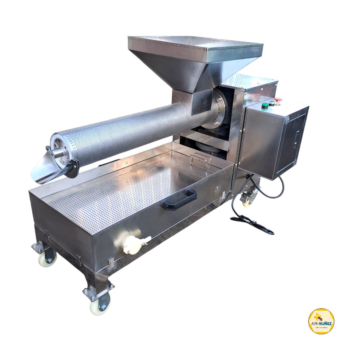 EXTRUSOR PARA CERA DE OPERCULO CAPACIDAD 30  A50 KG/HORA